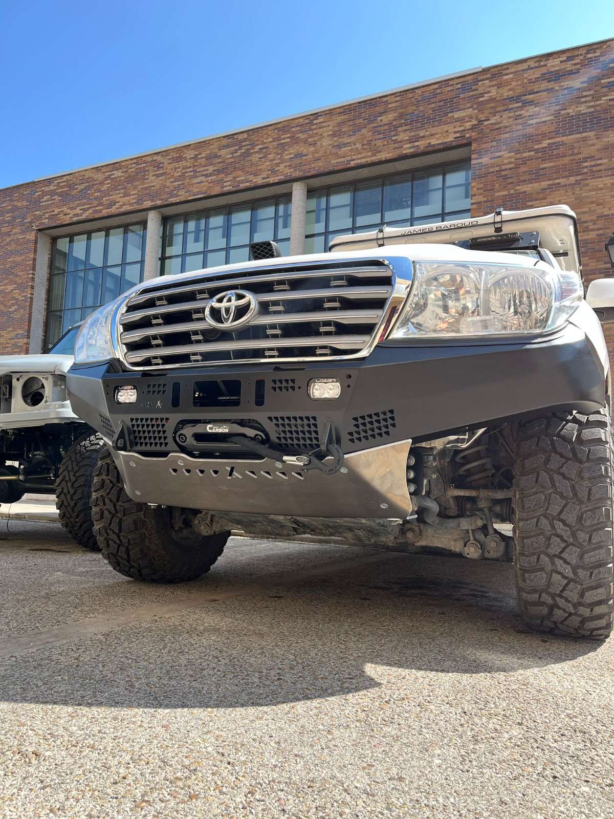 Pára-Choques Dianteiro "ACAYX" Toyota Land Cruiser VDJ 200 2008 a 2015 - Image 6