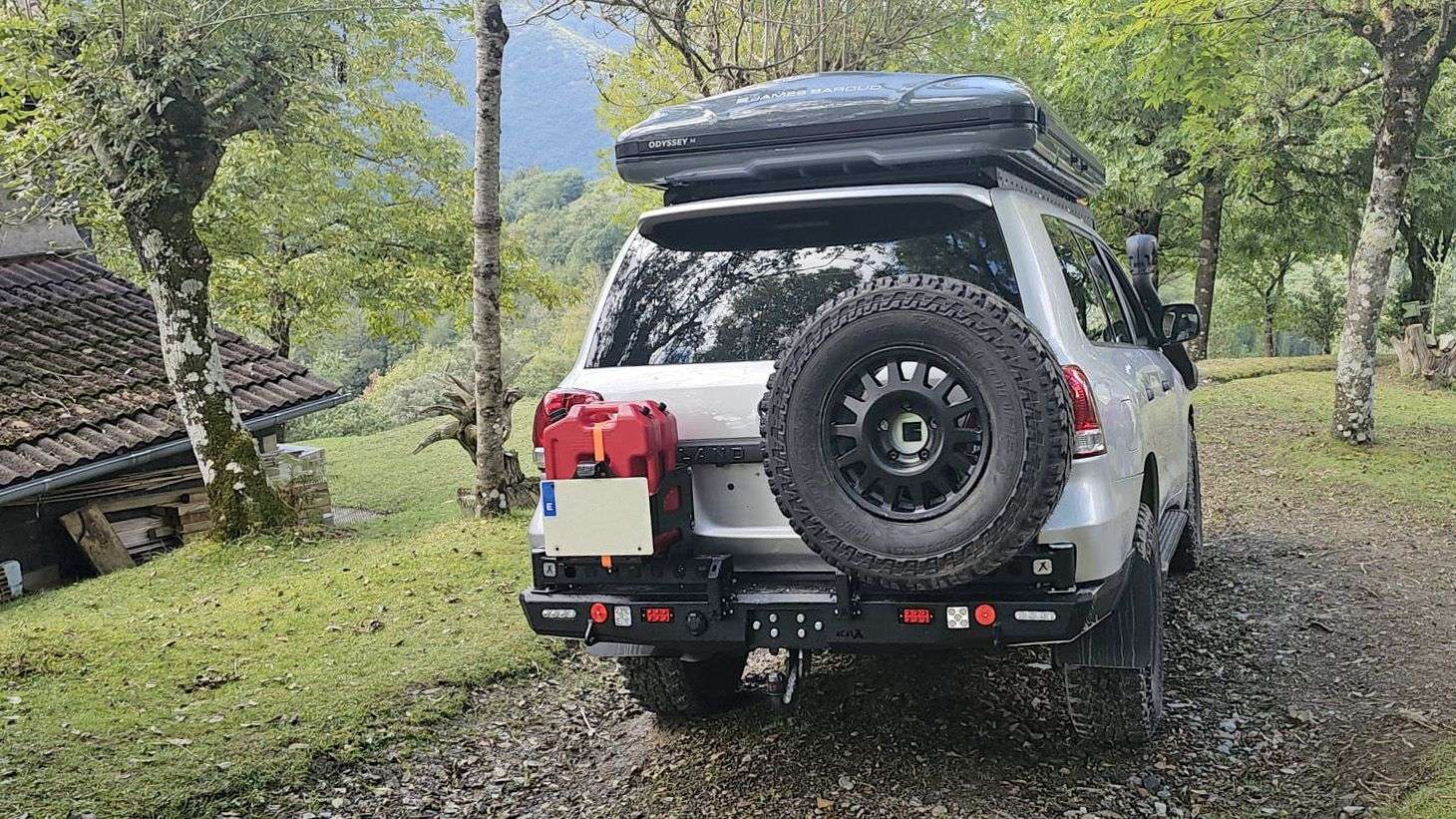 Pára-Choques Traseiro "ACAYX" Toyota Land Cruiser 200 - Image 6