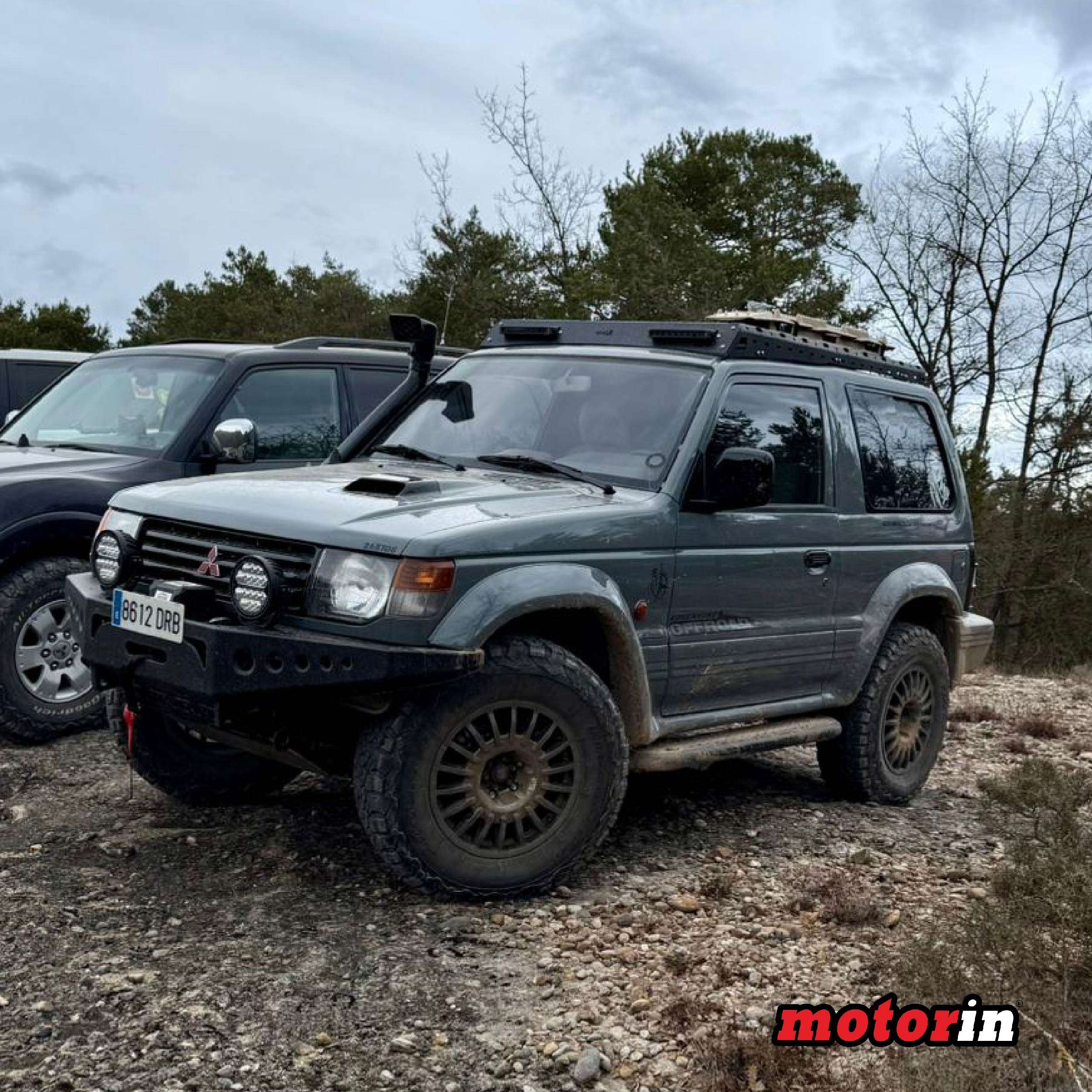 Grade de Tejadilho Slim "ACAYX" Mitsubishi Pajero 2 V20 Curto