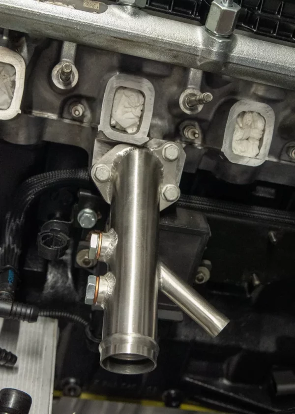 Tubo de Saída do Líquido de Refrigeração "IOD Performance" BMW M57 - Image 5