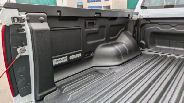 Bedliner Forro da Caixa Anti-Deslizante "Sem Rebordo" Volkswagen Amarok Cabine Dupla 2023+ - Image 4