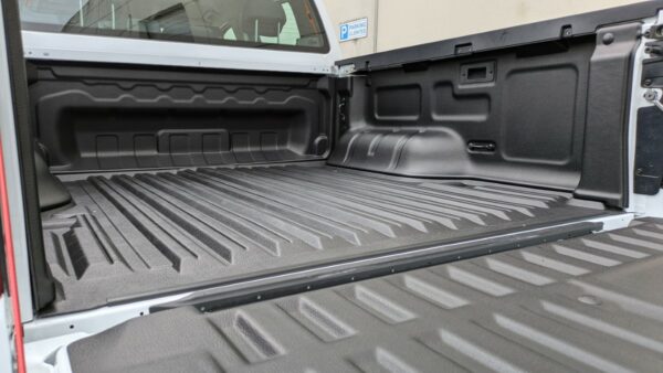 Bedliner Forro da Caixa Anti-Deslizante "Sem Rebordo" Volkswagen Amarok Cabine Dupla 2023+ - Image 3
