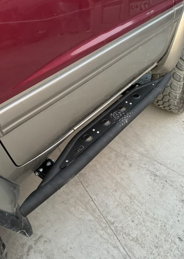 Estribos Rocksliders "IOD Performance" Nissan Patrol Y60 / Y61 Curto - Image 6