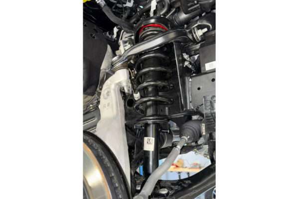 Kit de Elevação +5 cm "More 4x4" Volkswagen Amarok 2023+ - Image 3