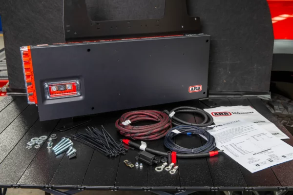 Bateria Slimline "ARB" 100-12V/100Ah com Carregador DC de 40AMP - Image 2