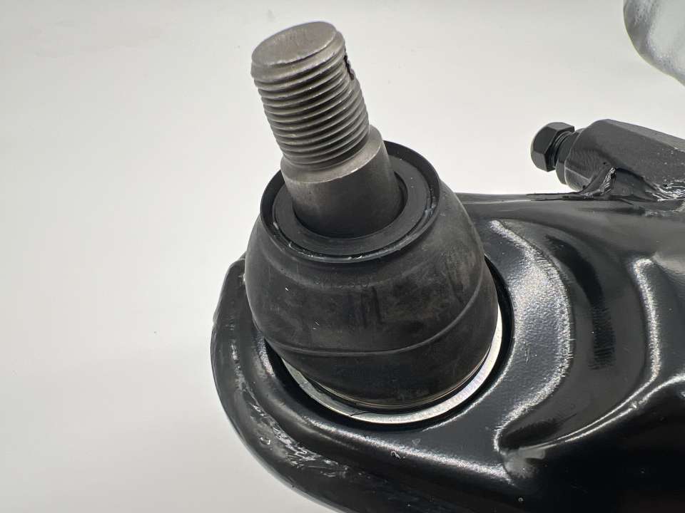 Triângulo Dianteiro Inferior Esquerdo "Original Toyota" Land Cruiser HDJ100 - Image 3