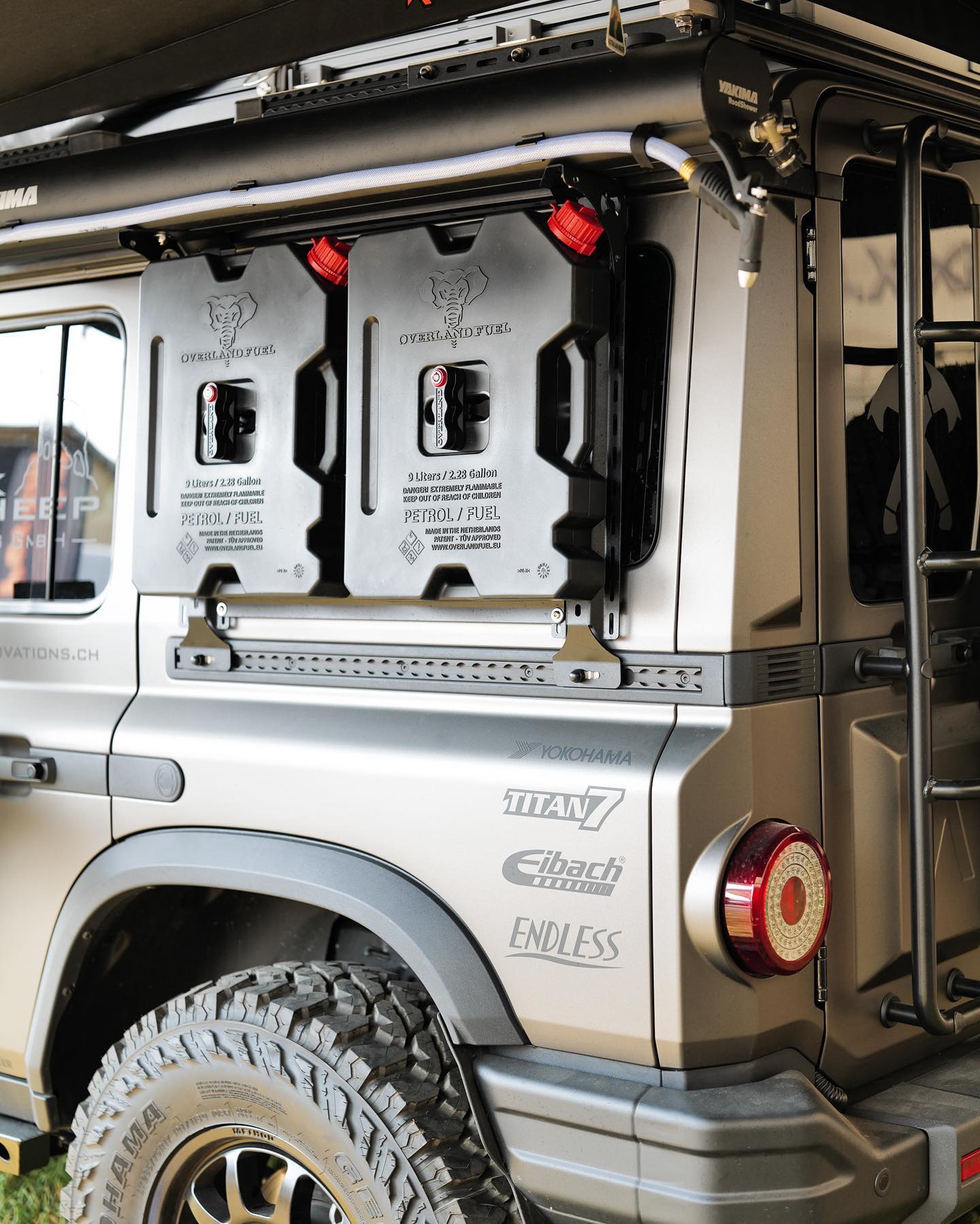 Jerrycan HD de Combustível em Preto "Overland Fuel" 9 L - Garantia Vitalícia - Image 3