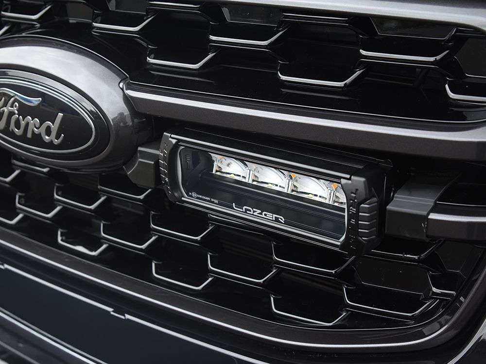 Ford Ranger Wildtrak (2023+) - Kit de Montagem para Grelha (inclui: 2x Triple-R 750, 1x Suportes de Montagem para Grelha, 1x Kit de Cablagem) - Image 3