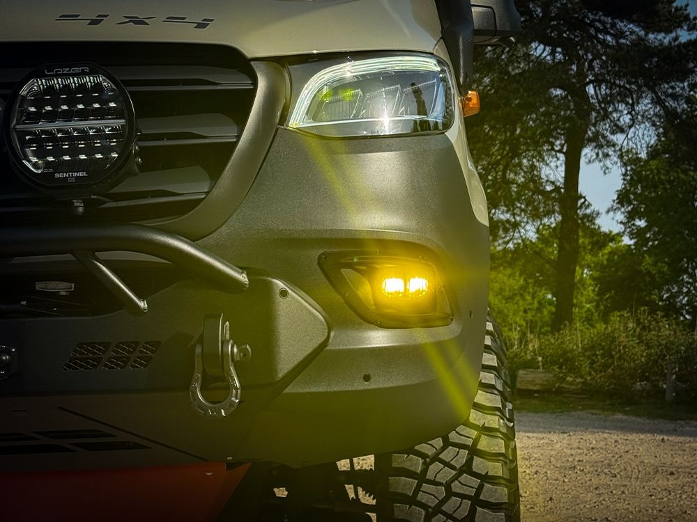 Farol LED "Lazer Lamps" Carbon-2 Drive (Yellow Dip Mode) - Image 13