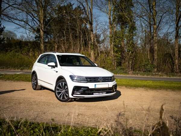 Kit de Montagem da Barra no Para-choques (para ST4/ST12) "Lazer Lamps" VW Tiguan (2016-2020)