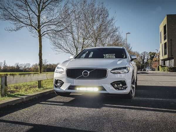 Kit de Montagem da Barra no Para-choques (Para Linear-18) "Lazer Lamps" Volvo V90/S90 (2016+)