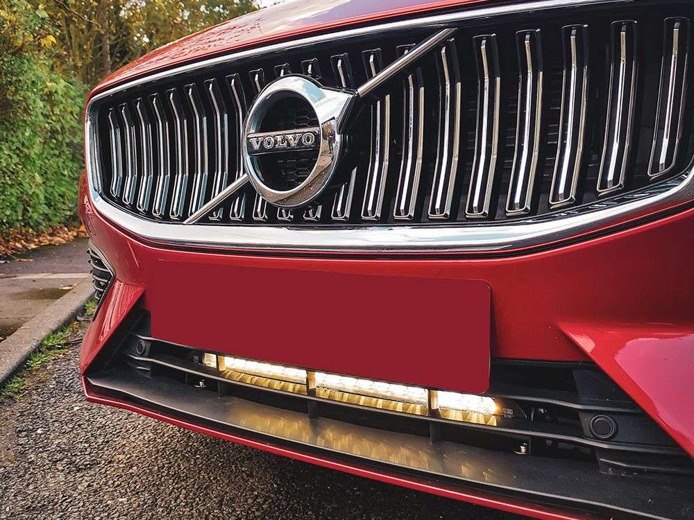 Kit de Montagem para Barra no Para-choques (Para Linear-18) "Lazer Lamps" Volvo V60/S60 (2018+) - Image 3
