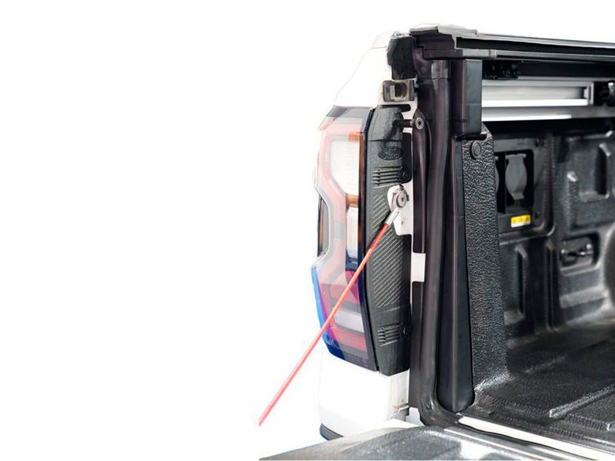 Sistema de Vedação da Porta Traseira "Aeroklas" Isuzu D-Max Cabine Dupla 2020+