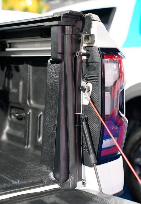 Sistema de Vedação da Porta Traseira "Aeroklas" Isuzu D-Max Cabine Dupla 2020+ - Image 3